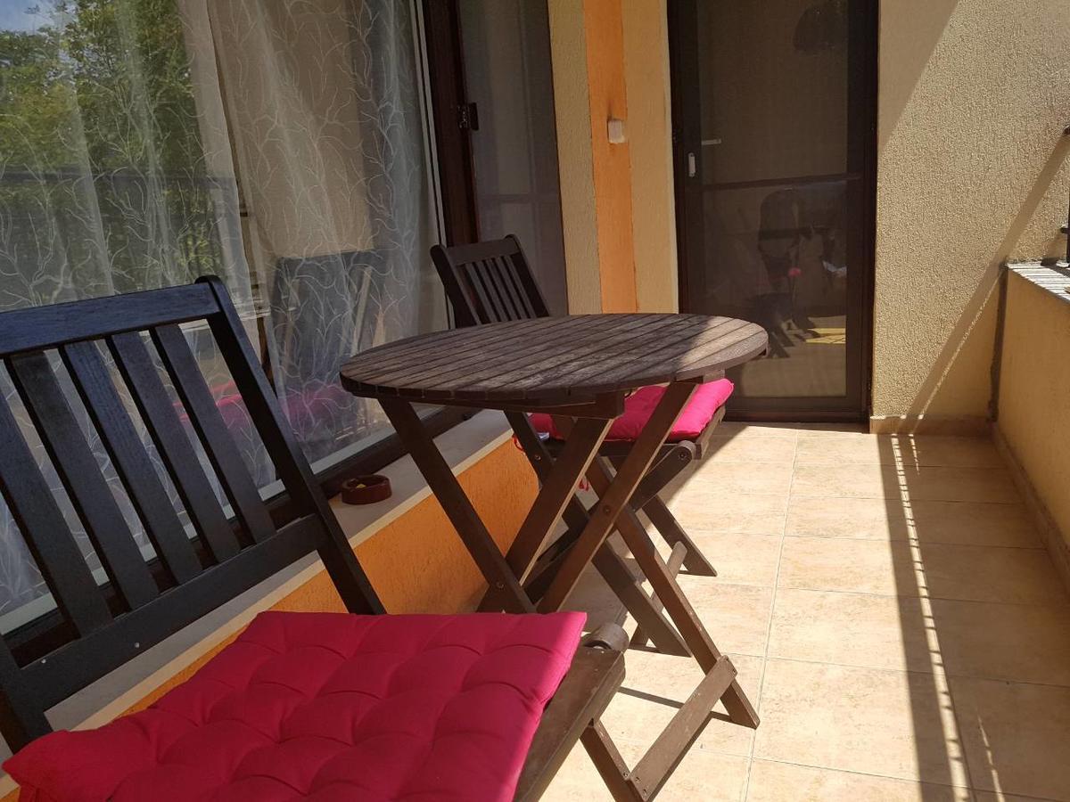 Privates, Schoenes Und Grosses Appartement In Goldstrand Bagian luar foto